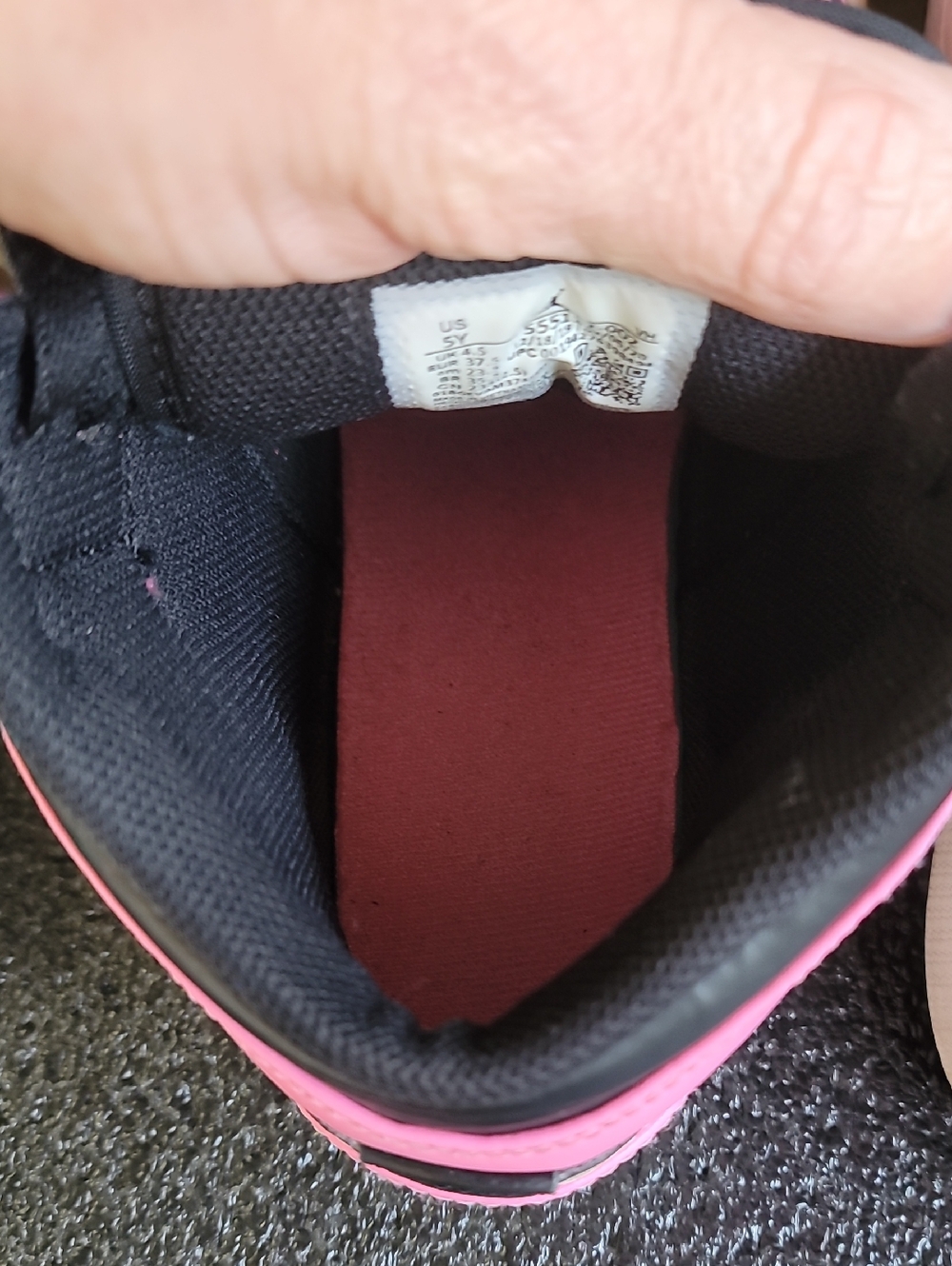 Nike Air Jordan 1 Mid "Pinksicle" Wmns 6.5 Ships Today - Picture 15 of 15